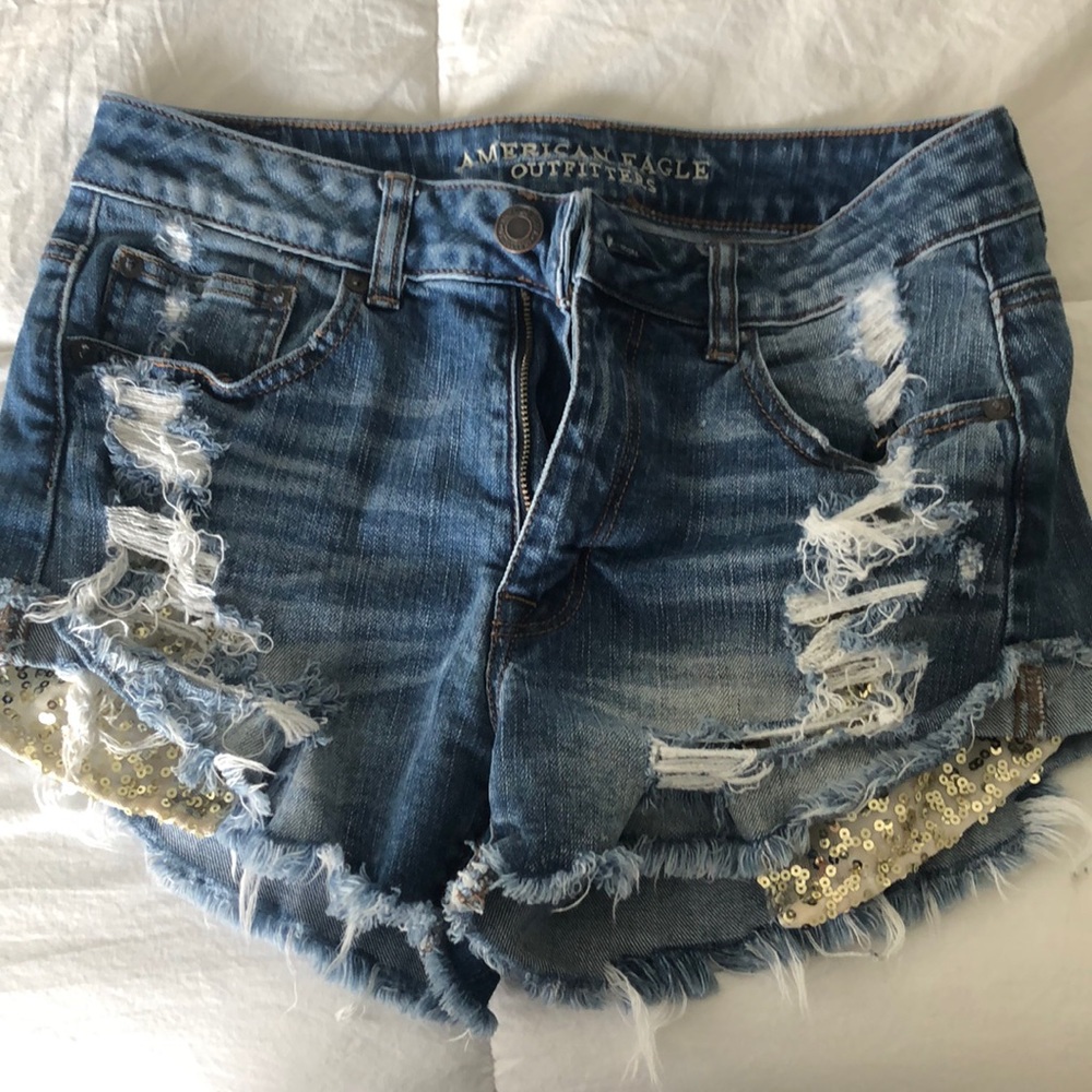 American Eagle shorts!